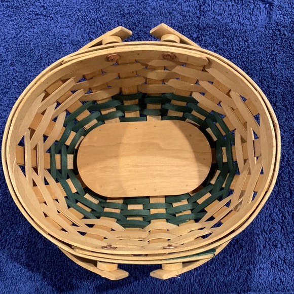 Longaberger 2004 Tree Trimming Collection Gumdrop basket set. - Picture 4 of 11